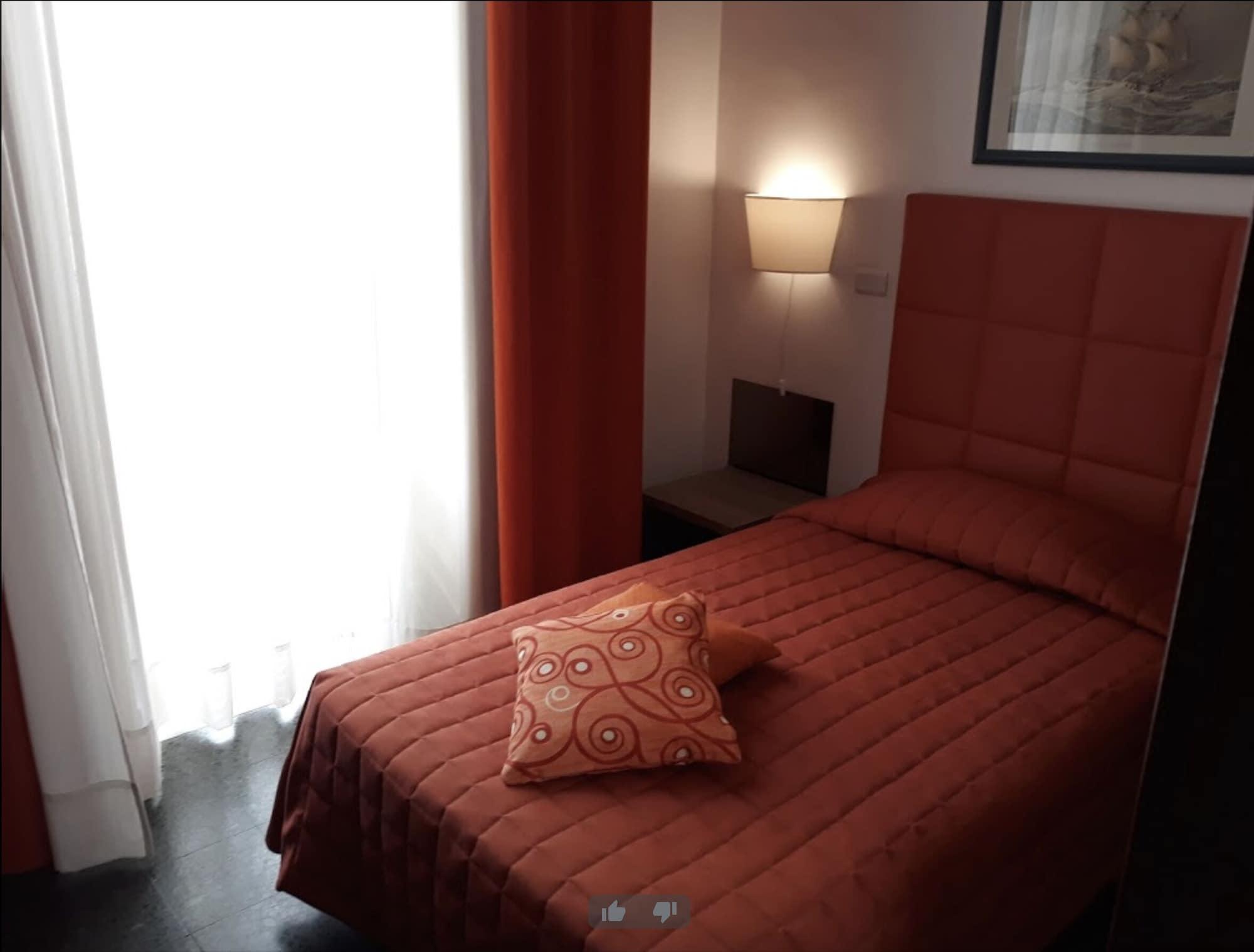 Moonlight Hotel&Suites Катания Экстерьер фото