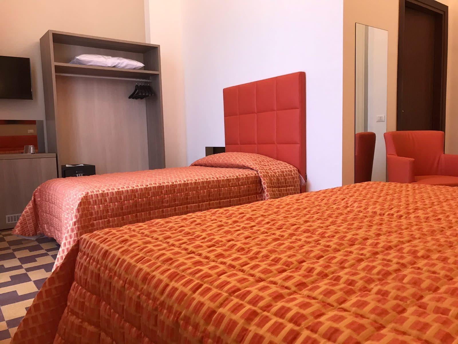 Moonlight Hotel&Suites Катания Экстерьер фото