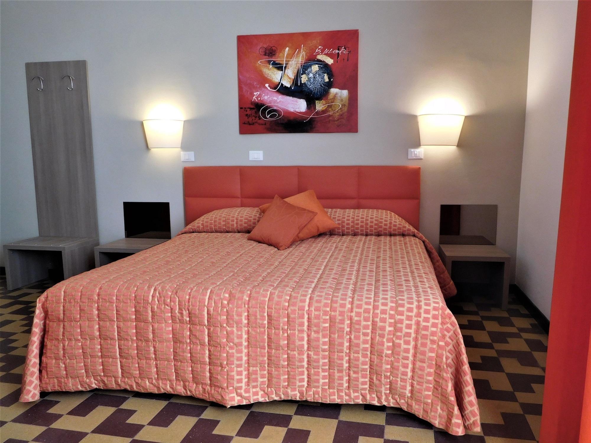 Moonlight Hotel&Suites Катания Экстерьер фото