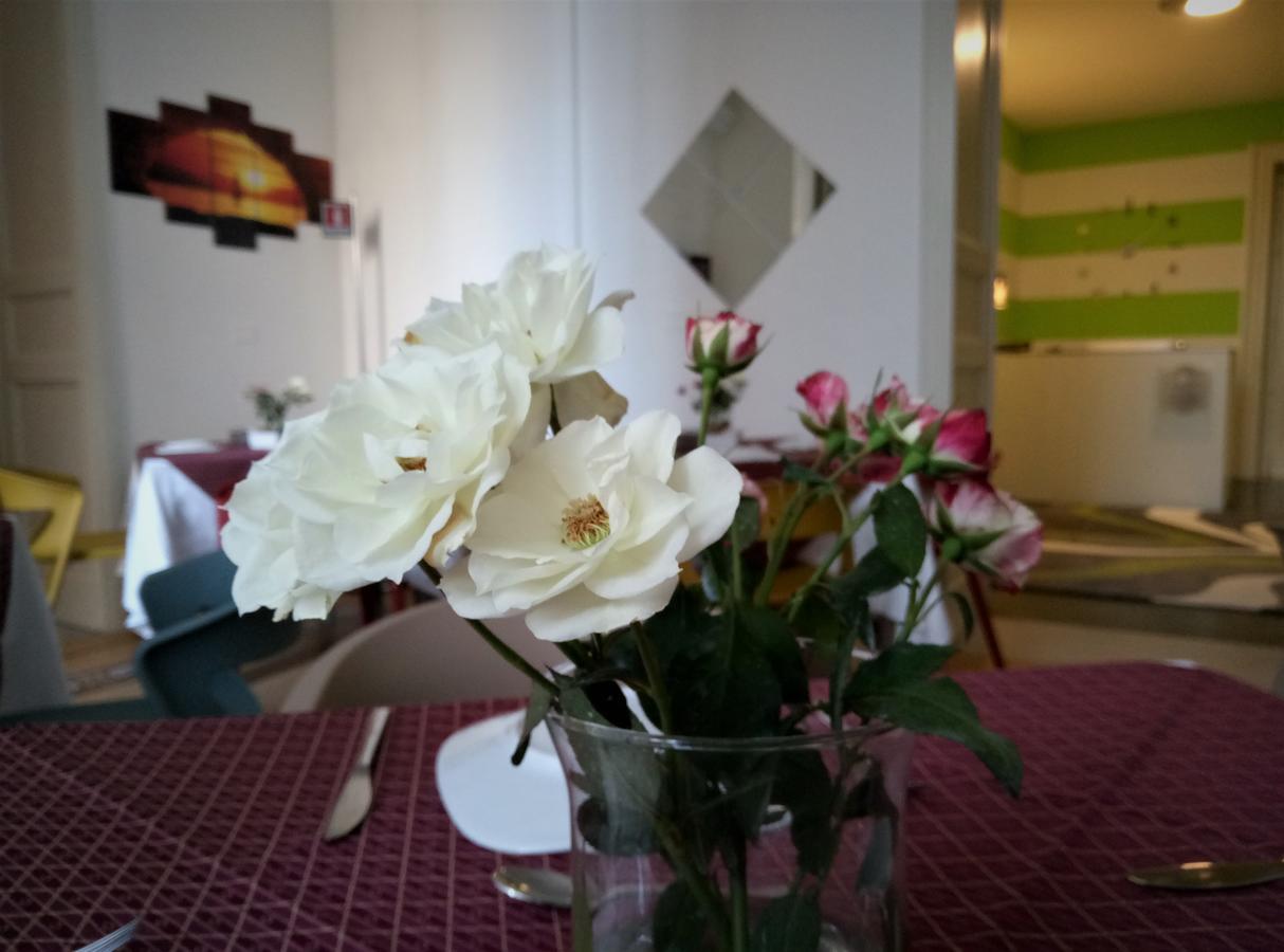 Moonlight Hotel&Suites Катания Экстерьер фото