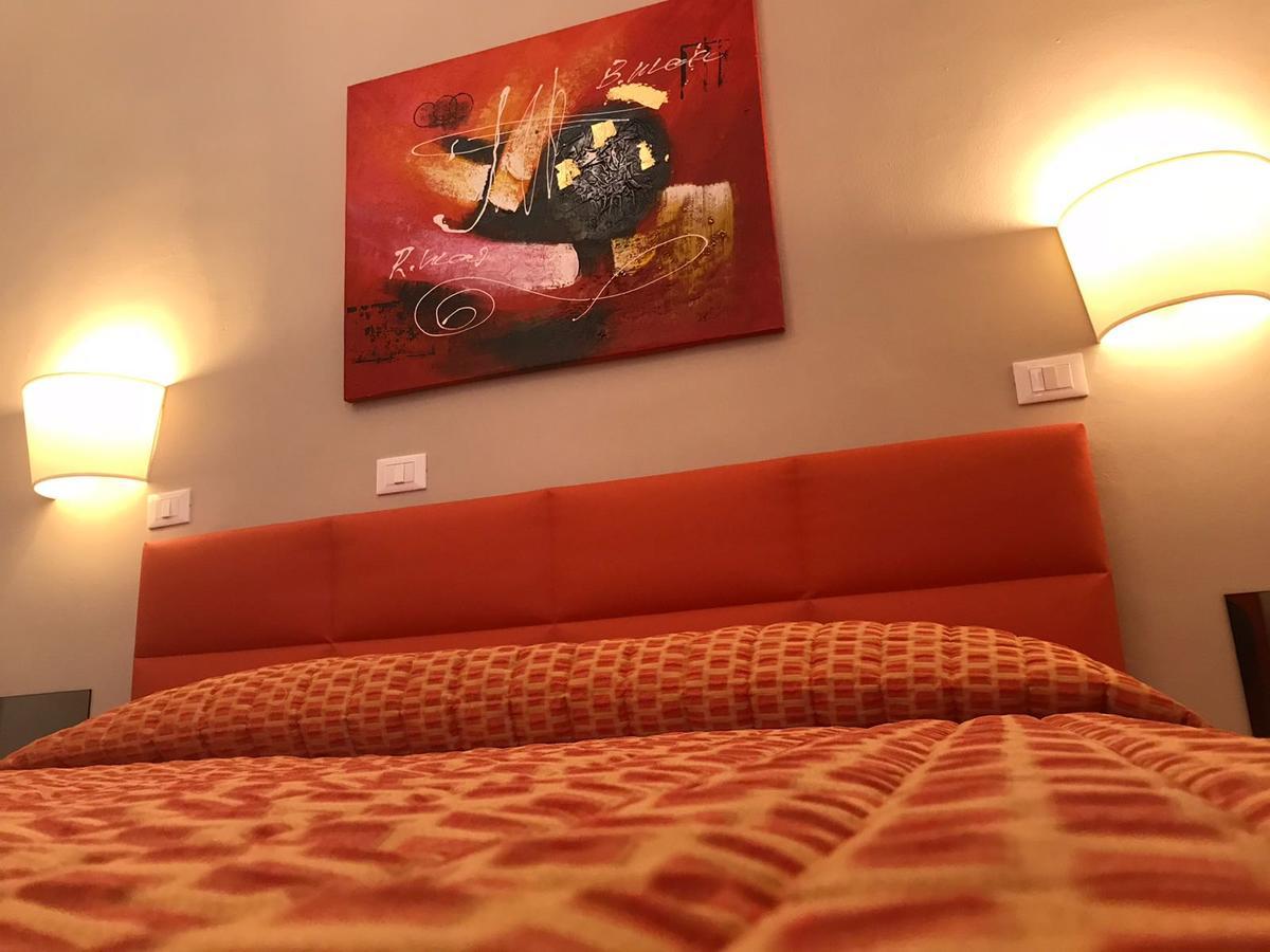 Moonlight Hotel&Suites Катания Экстерьер фото